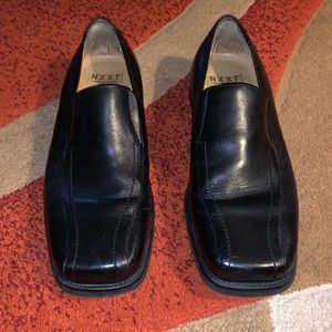 Nunn Bush leather loafer